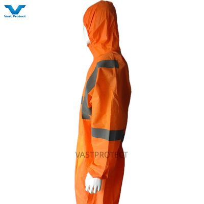 CE Tipo 5 6 certificato USA PPE monouso SMS 56GSM Camicia arancione con nastro riflettente