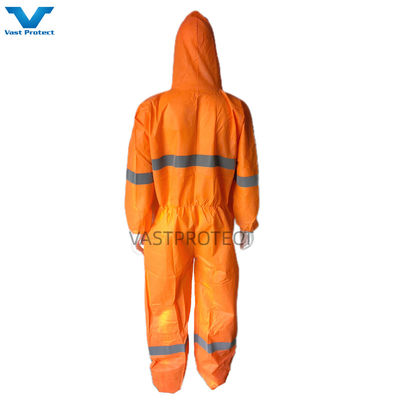 EN1149 Copertina 56GSM Microporous USA PPE usa e getta con nastro riflettente arancione