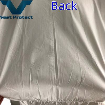 Abbigliamento bianco microporoso usa e getta con caratteristiche anti-muffa e anti-batteriche