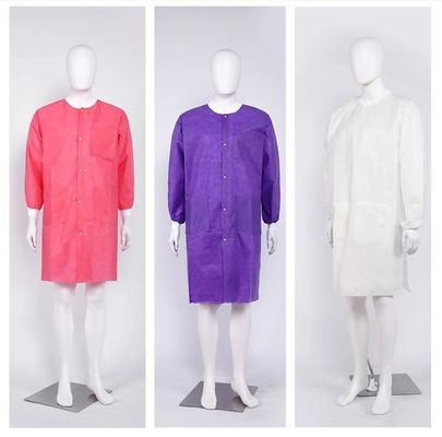 Nonwoven PP/MP/SMS/Tyvek/Microporous Lab Coat Dimensione personalizzata/Peso 125X150cm con cerniera