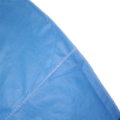 SMS Abito isolante monouso in tessuto non tessuto blu con materiale morbido M/L/XL
