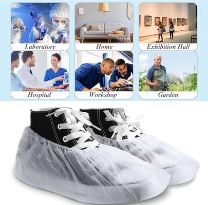 Copertina di scarpa monouso CPE impermeabile e antiscivolo per la protezione delle stanze pulite in clinica